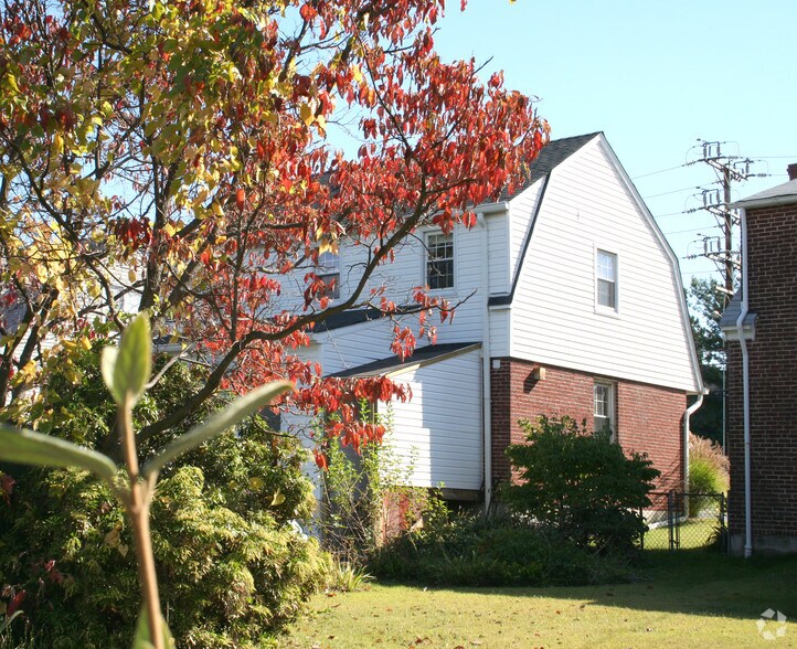 1404 E Joppa Rd, Towson, MD à louer - Photo du bâtiment - Image 3 de 8