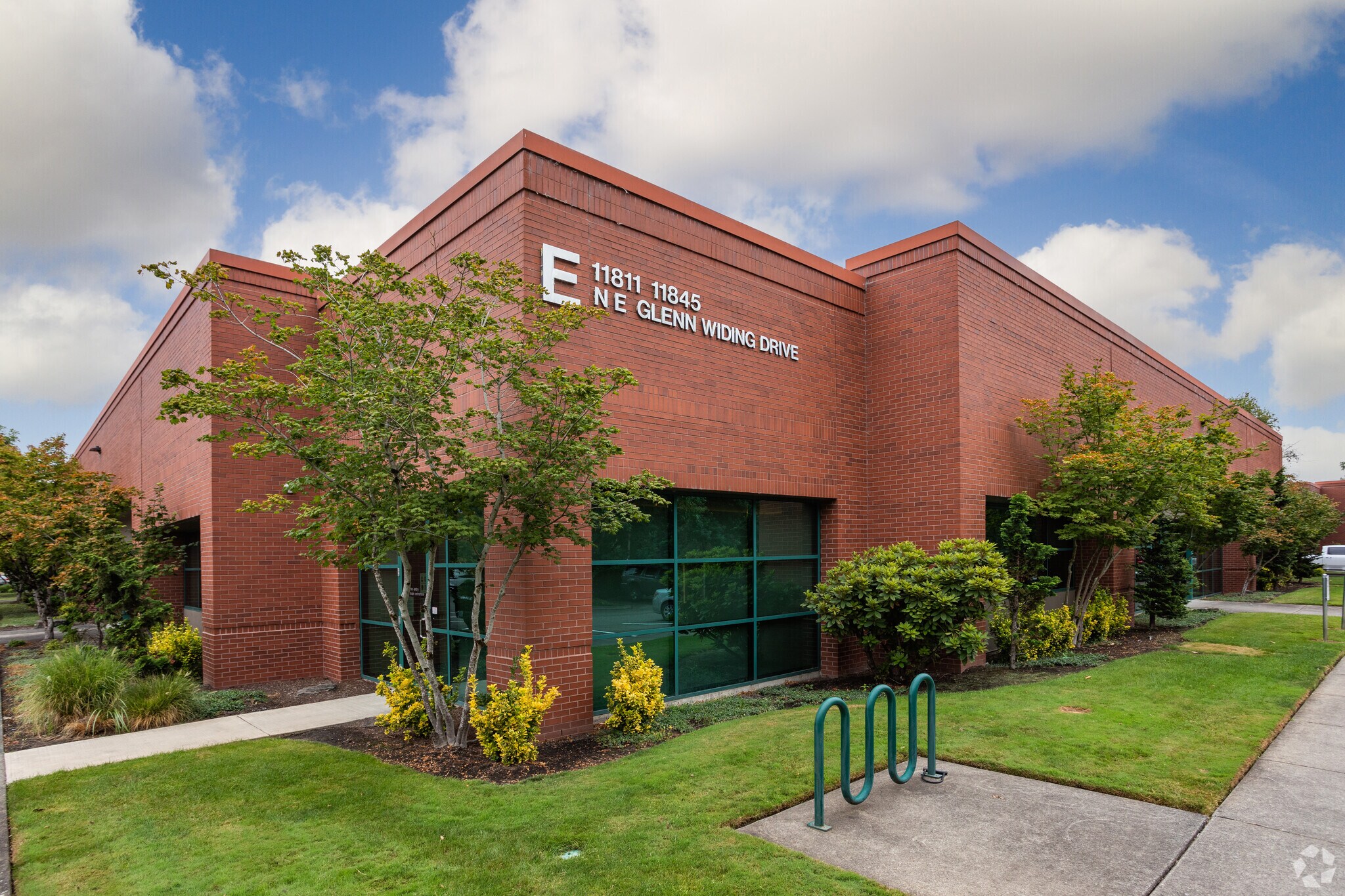 11719-11731 NE Glenn Widing Dr, Portland, OR à louer Photo principale- Image 1 de 17