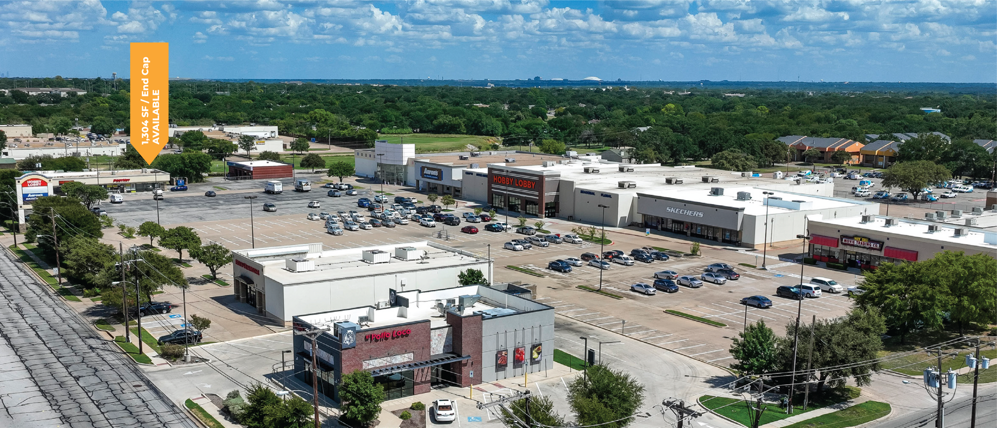 1301-1305 W Pipeline Rd, Hurst, TX à louer Photo du bâtiment- Image 1 de 4