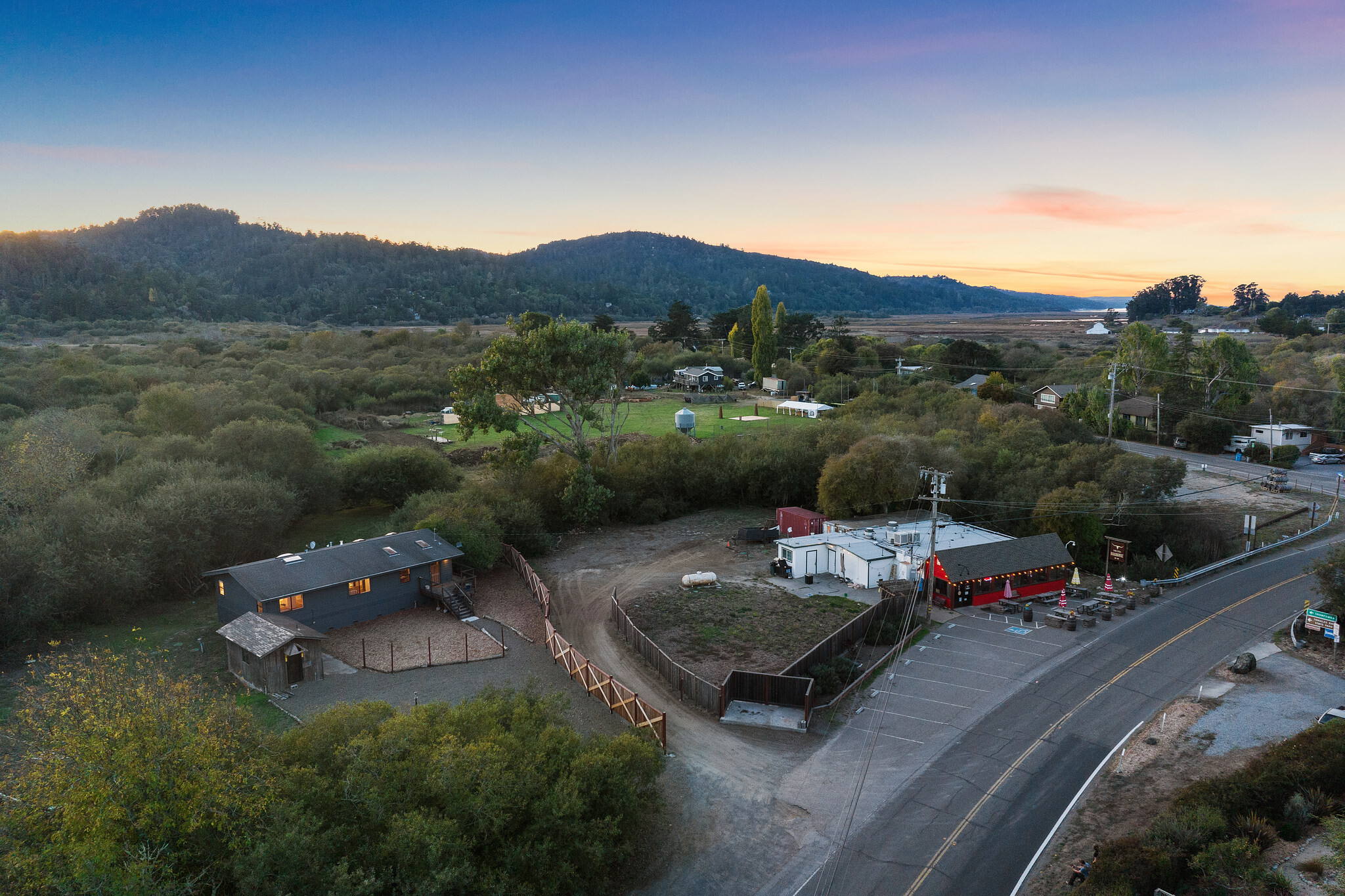 10905 State Route 1, Point Reyes Station, CA à vendre Photo du b timent- Image 1 de 45