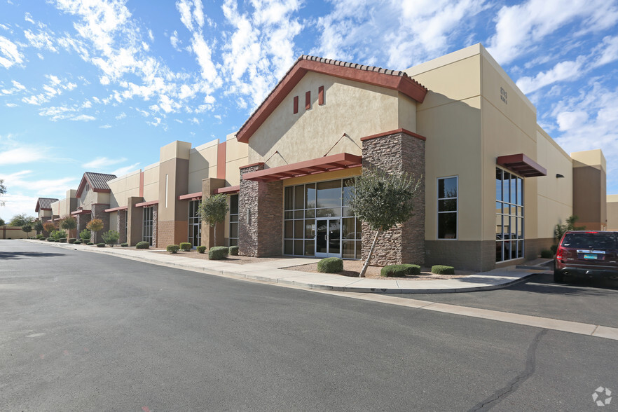 8743 E Pecos Rd, Mesa, AZ for lease - Primary Photo - Image 1 of 7