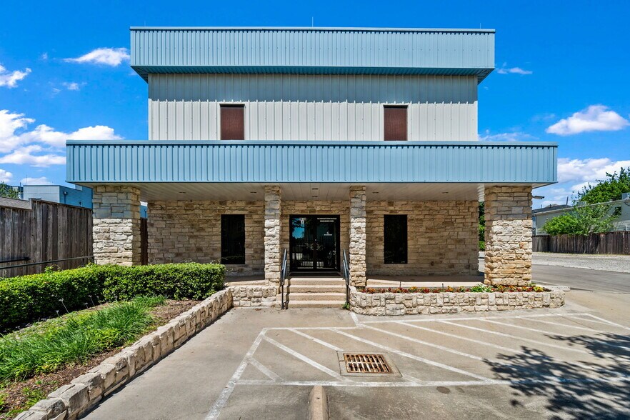901 W 18th St, Houston, TX à vendre - Photo du bâtiment - Image 2 de 59