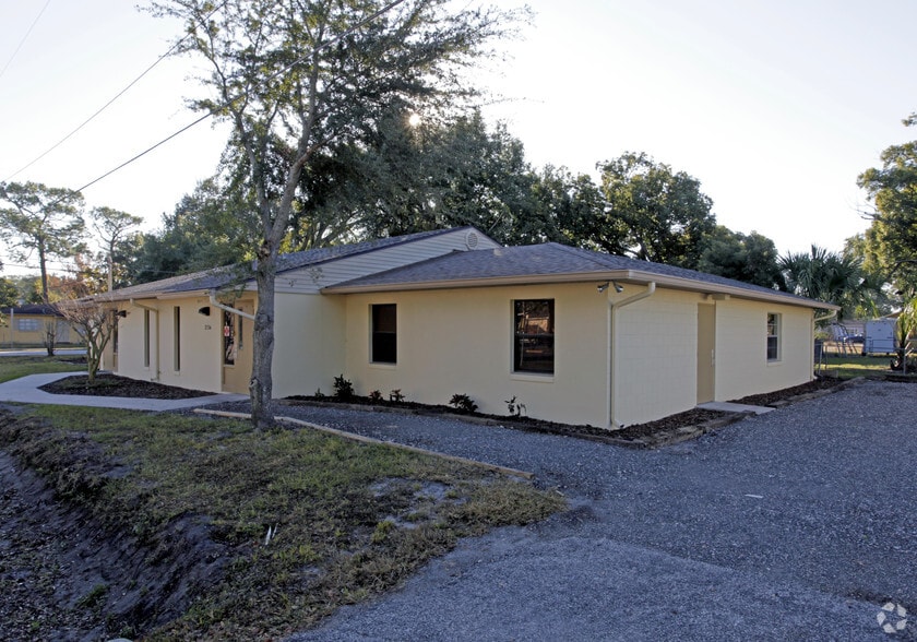 2134 Kentucky Ave, Winter Park, FL à vendre - Photo du bâtiment - Image 2 de 3