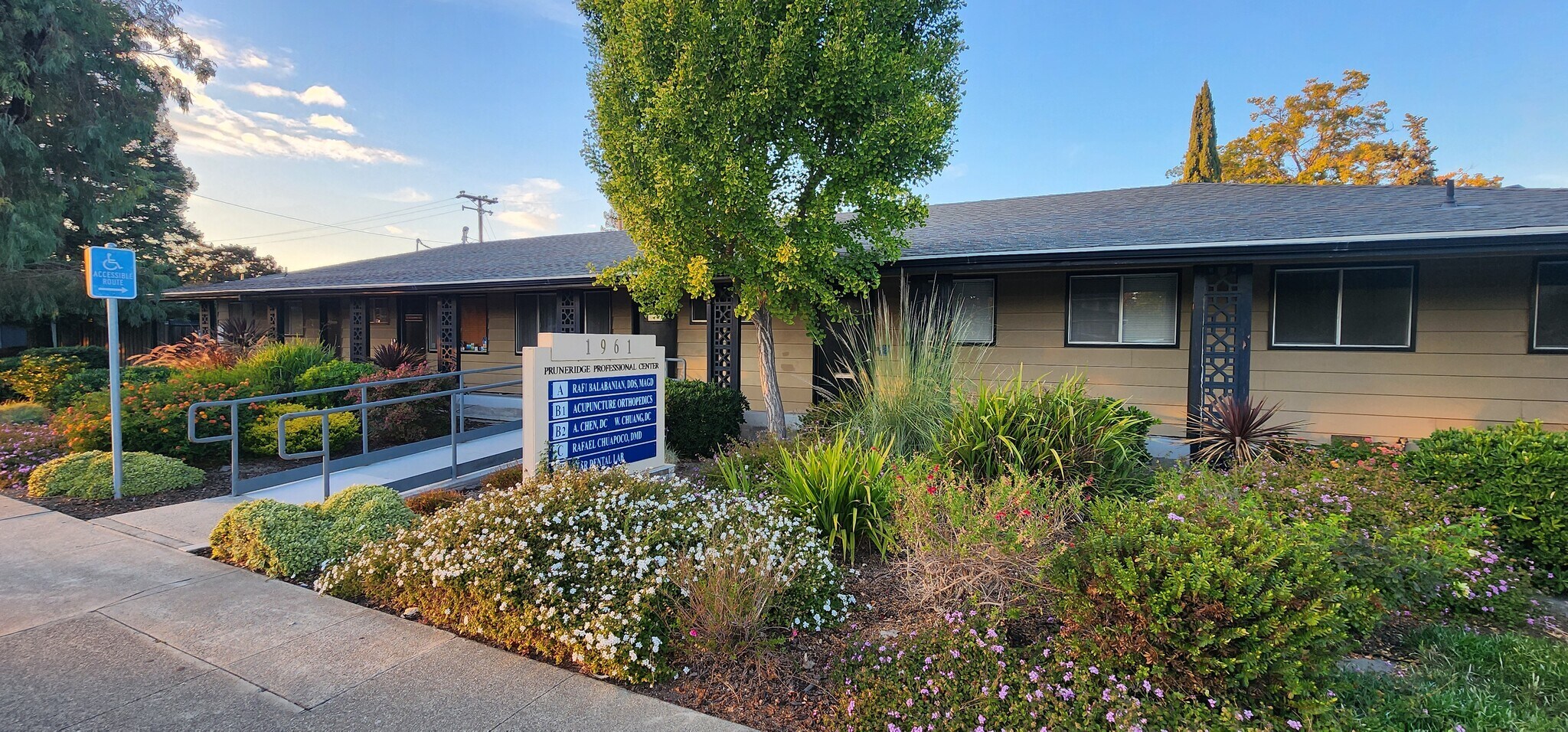1961 Pruneridge Ave, Santa Clara, CA à louer Photo du bâtiment- Image 1 de 13