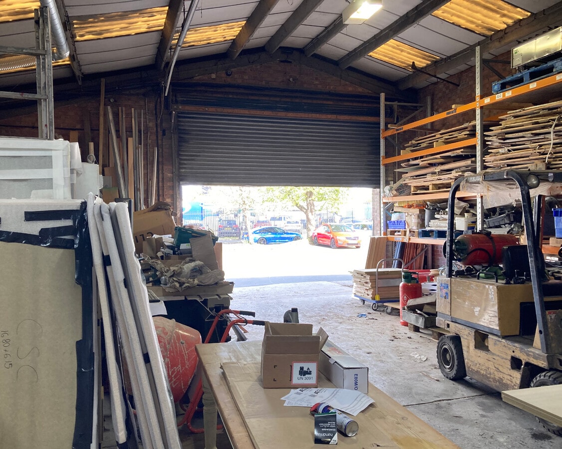 Stamford, Sheffield, SYK S9 2TX - Unit Kayedee -  - Interior Photo - Image 1 of 11