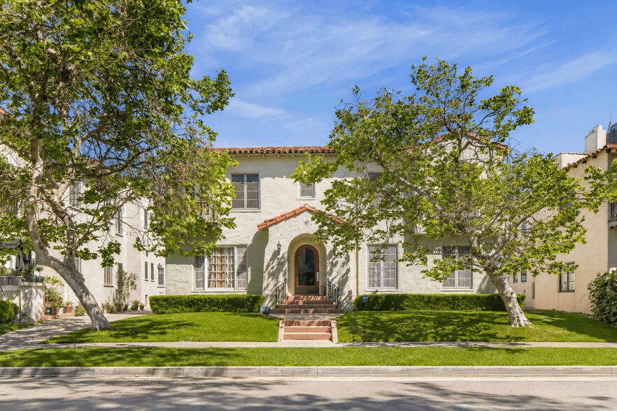 320 N Sycamore Ave, Los Angeles, CA à vendre - Photo du bâtiment - Image 2 de 7