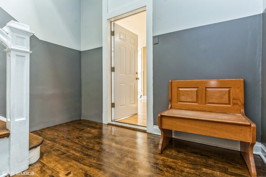 2615 W North Ave, Chicago, IL for sale - Building Photo - Image 2 of 21