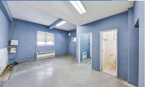 190-05 Hillside Ave, Hollis, NY à louer Photo intérieure- Image 1 de 4