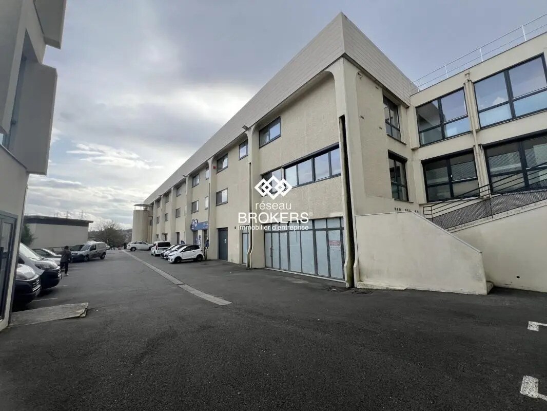 Commerce de détail dans Palaiseau à louer Photo du bâtiment- Image 1 de 6