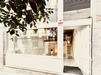 Plus de détails pour Calle de las Hileras, 6, Madrid - Commerce de détail à louer