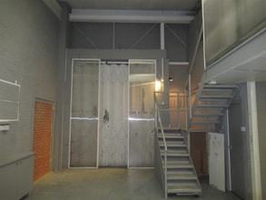 59 Weir Rd, Londres à louer Photo intérieure- Image 2 de 3