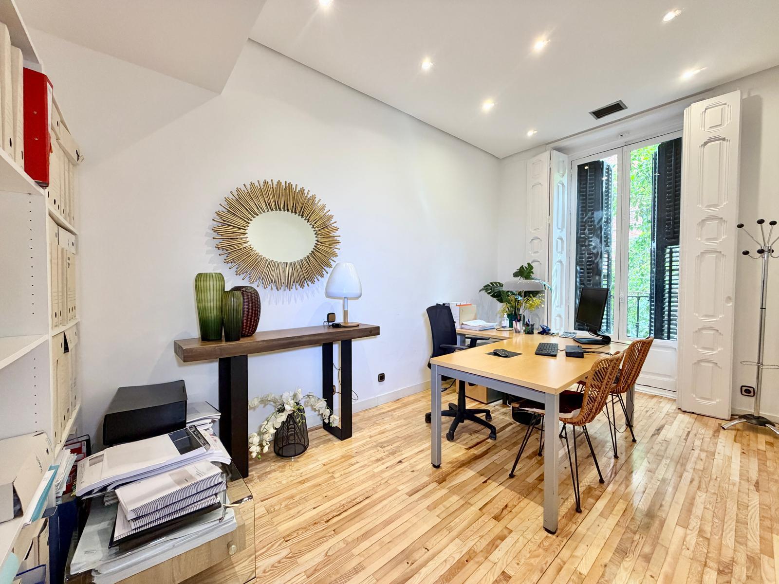 Office in Madrid, Madrid for lease Interior Photo- Image 1 of 8