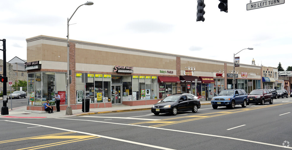 549-565 Bloomfield Ave, Bloomfield, NJ à vendre - Photo principale - Image 1 de 1