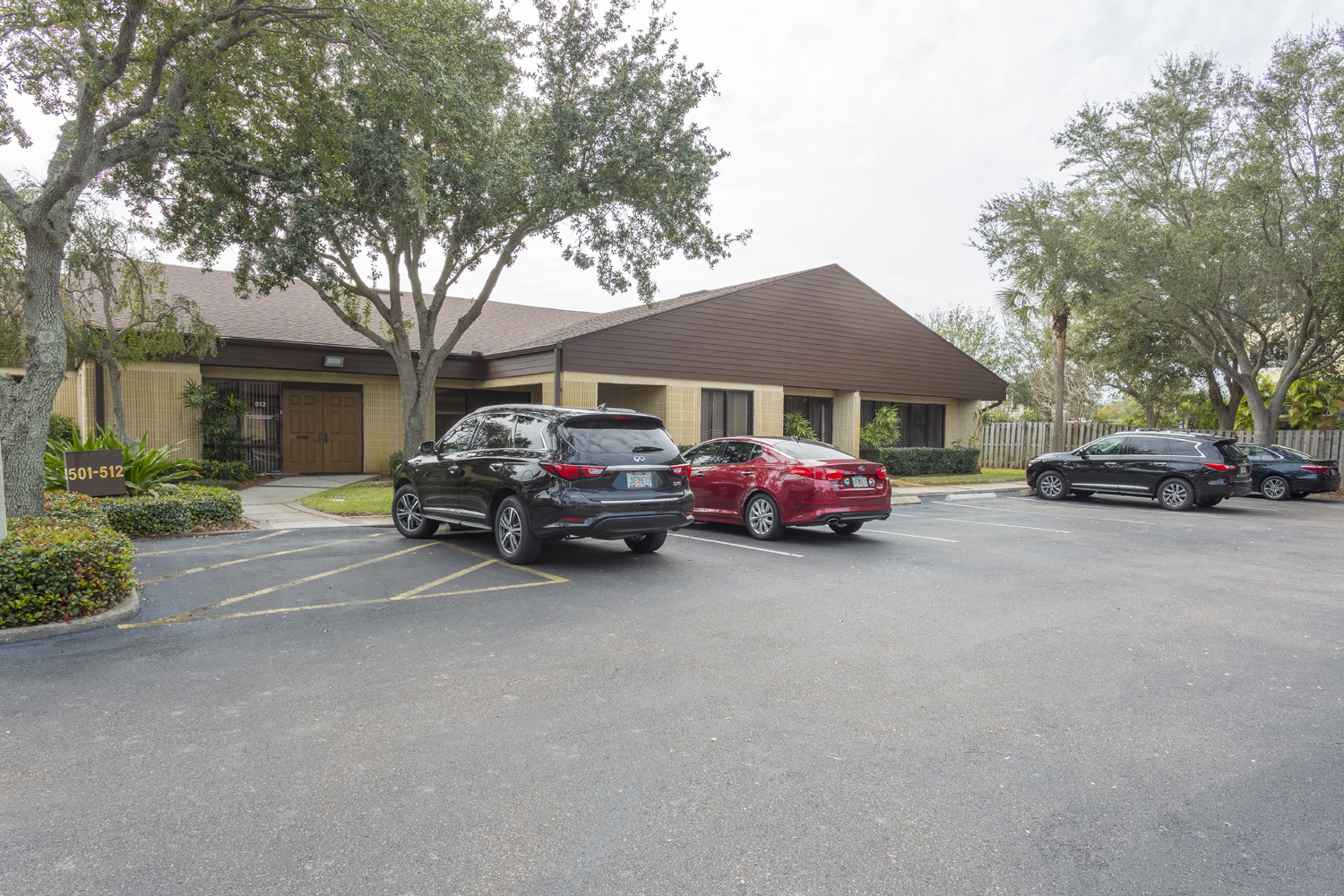 Office in Clearwater, FL for sale Primary Photo- Image 1 of 1