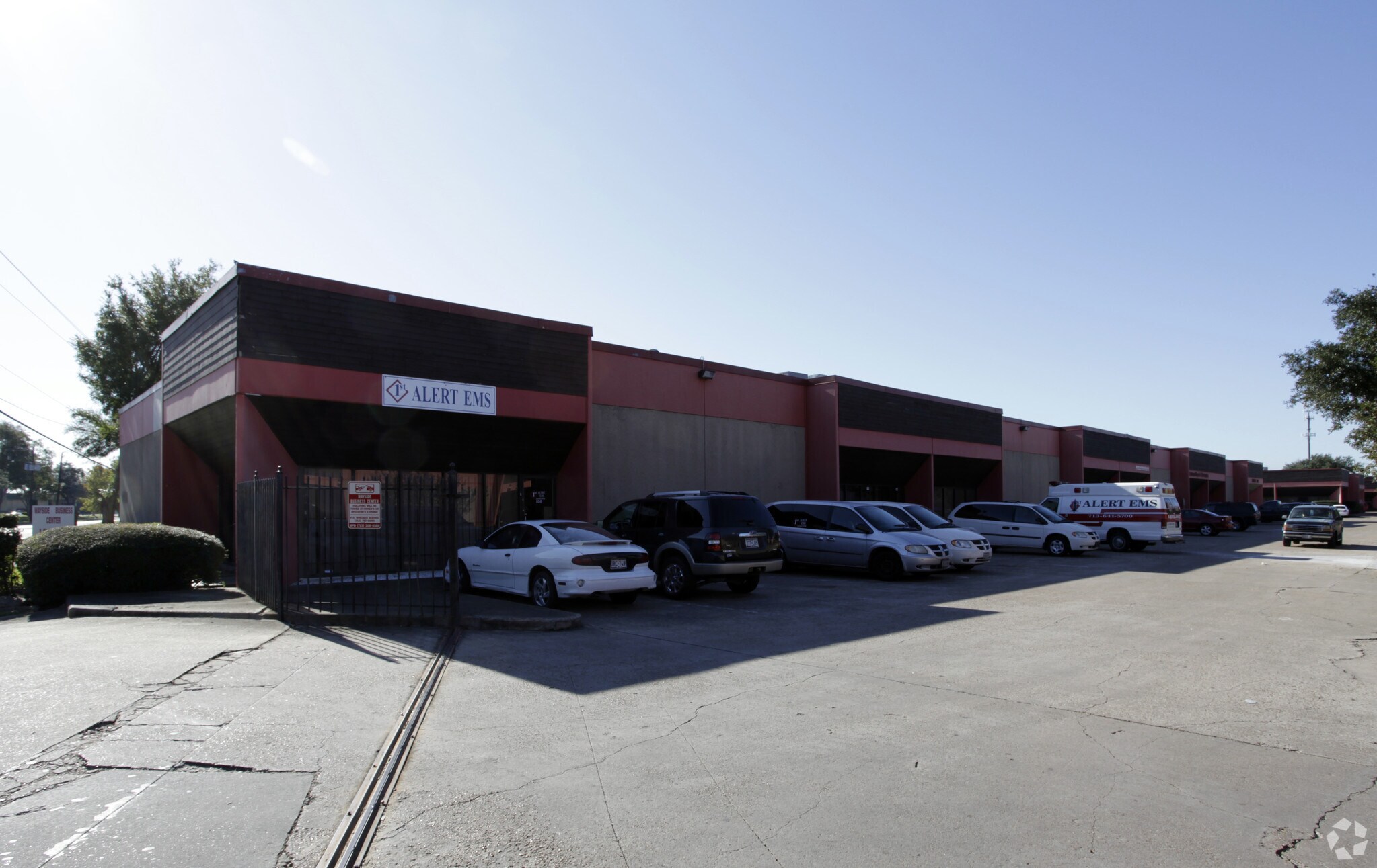 4400 S Wayside Dr, Houston, TX for lease Primary Photo- Image 1 of 3