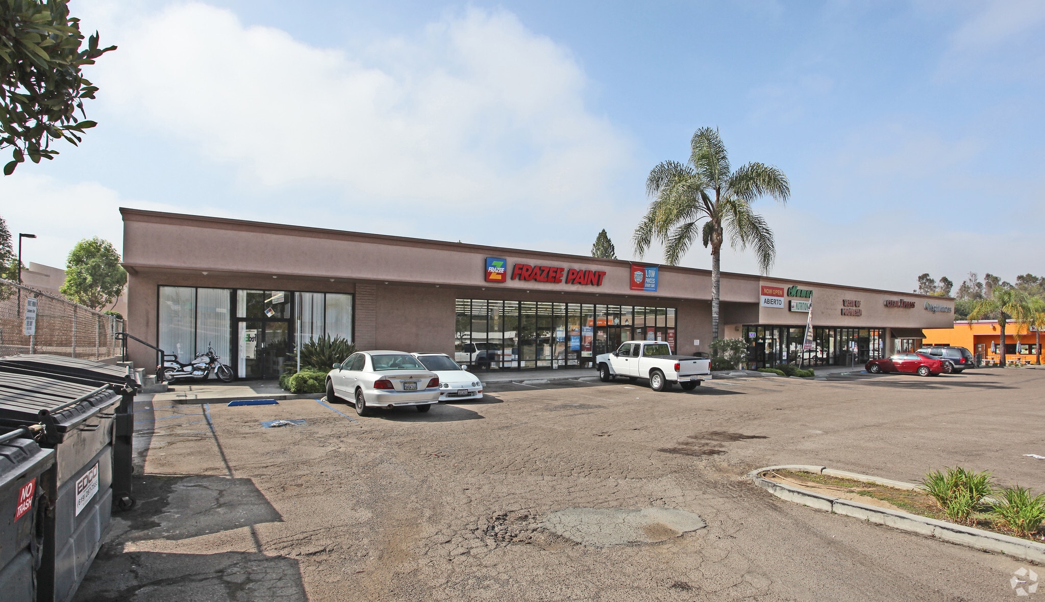 6933-6945 Federal Blvd, Lemon Grove, CA à louer Photo principale- Image 1 de 4