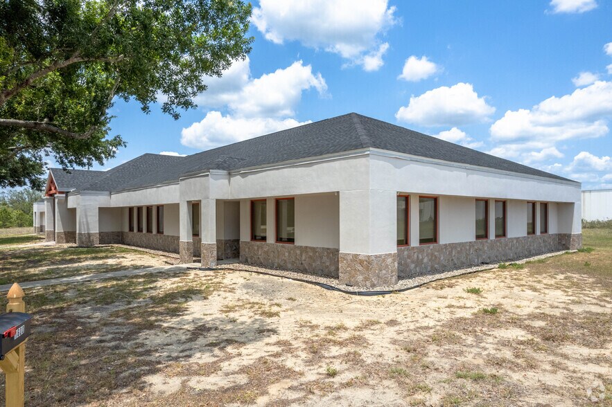 1600 Sun Pure Rd, Avon Park, FL à louer - Photo du bâtiment - Image 3 de 10