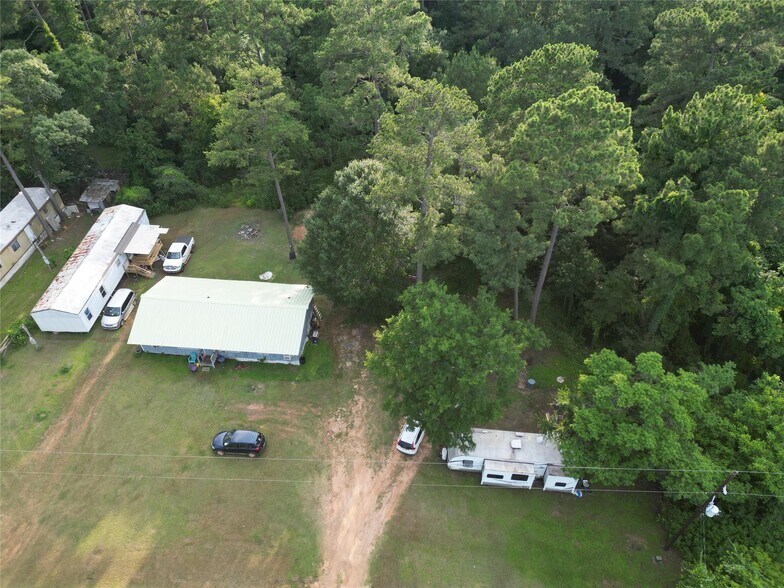 17306 Brittany Ln, Plantersville, TX à vendre - Photo du bâtiment - Image 3 de 9