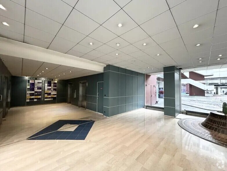 20 Boulevard Eugène Deruelle, Lyon for lease - Interior Photo - Image 2 of 10