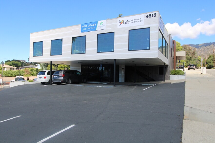 4515 Castle Rd, La Cañada Flintridge, CA for lease - Building Photo - Image 1 of 2