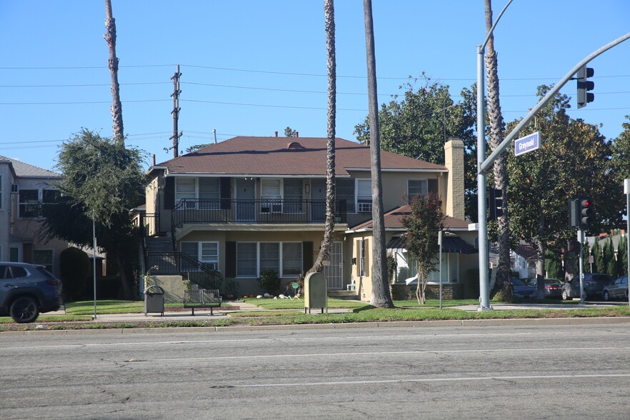 988 W Glenoaks Blvd, Glendale, CA for sale - Building Photo - Image 2 of 14