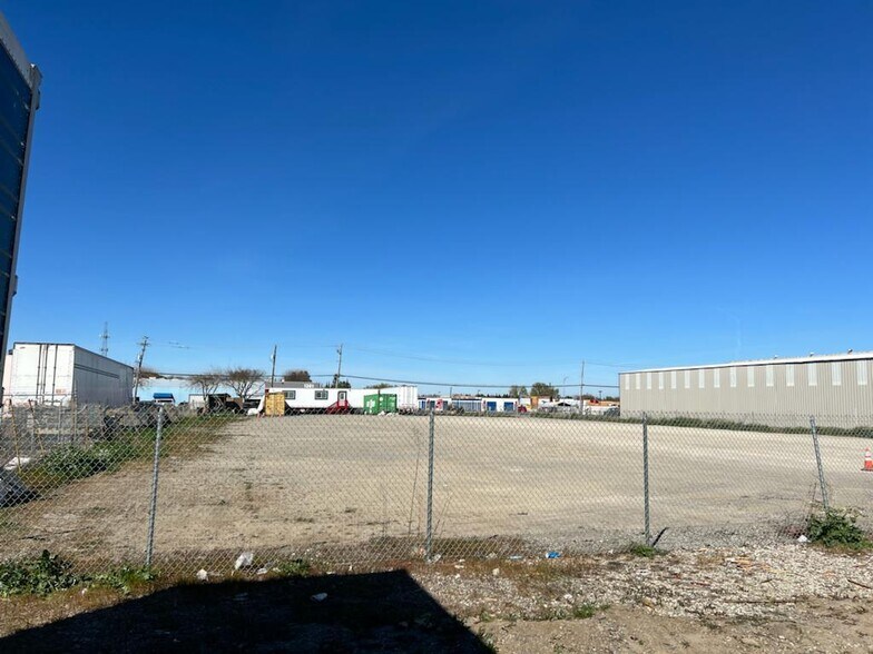 1310 E Beamer St, Woodland, CA à vendre - Photo du bâtiment - Image 2 de 22