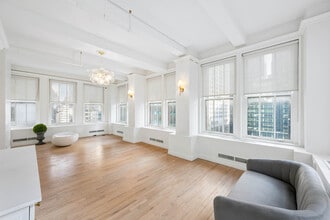 5 E 57th St, New York, NY for lease Interior Photo- Image 1 of 4