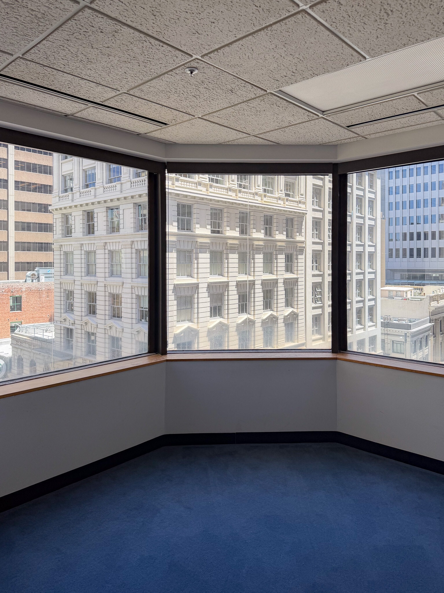 601 Montgomery St, San Francisco, CA à louer Photo intérieure- Image 1 de 2