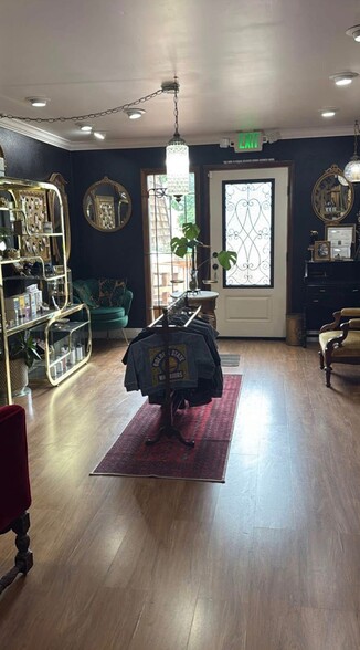 606 Mount Rose St, Reno, NV for lease - Lobby - Image 3 of 6