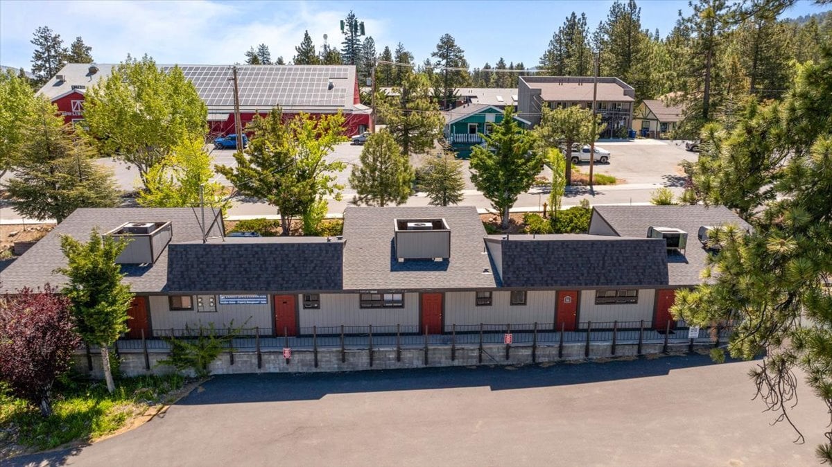 40585 Big Bear Blvd, Big Bear Lake, CA for sale Primary Photo- Image 1 of 51