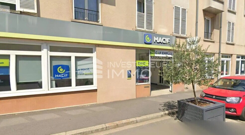 Retail in Nemours for sale - Building Photo - Image 1 of 4