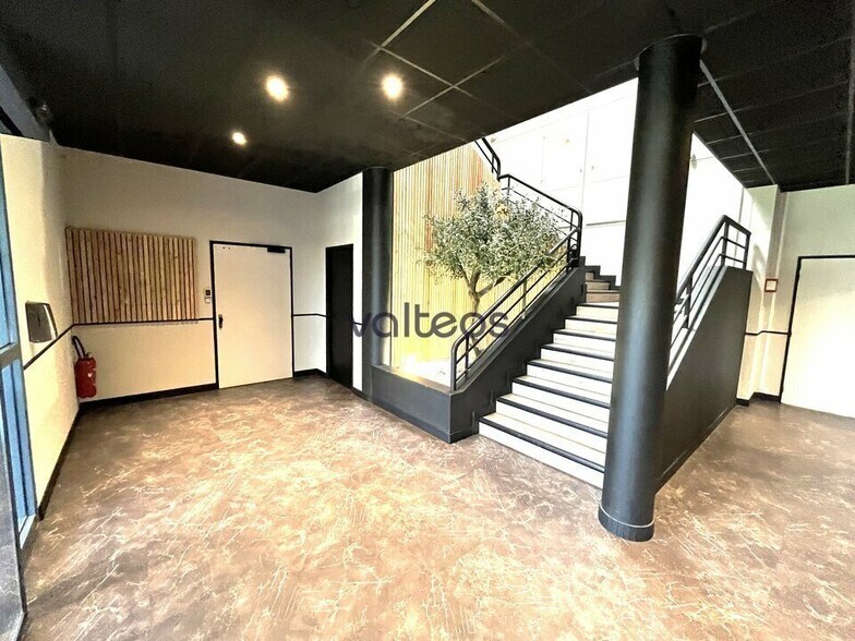 8 Rue Maryse Hilsz, Toulouse à louer - Photo du bâtiment - Image 3 de 7