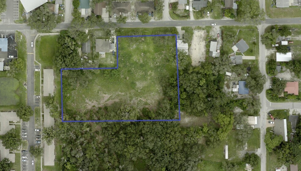 2901 W Granfield Ave, Plant City, FL à vendre - Photo du bâtiment - Image 2 de 4
