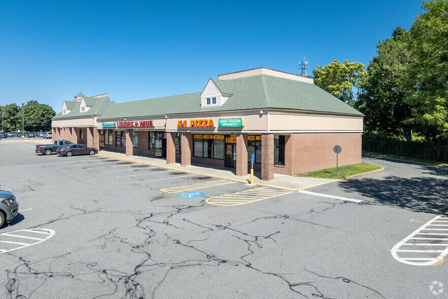 53 Tremont St, Taunton, MA for lease - Building Photo - Image 2 of 8