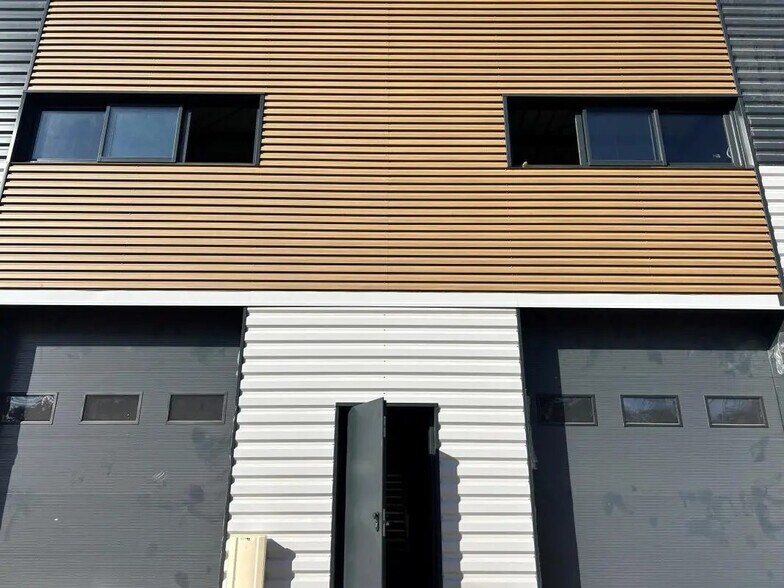 3-7 Rue Des Carrières, Épinay-sur-Seine à louer - Photo du bâtiment - Image 2 de 2