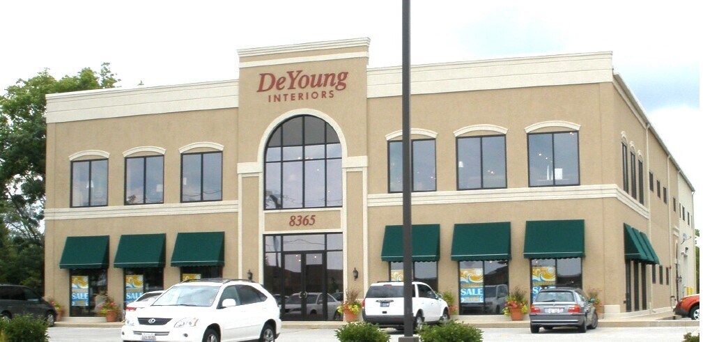 8365 Wicker Ave, Saint John, IN à vendre Photo du bâtiment- Image 1 de 47