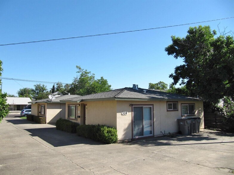 415 4th St, Winters, CA à vendre - Photo du bâtiment - Image 3 de 40