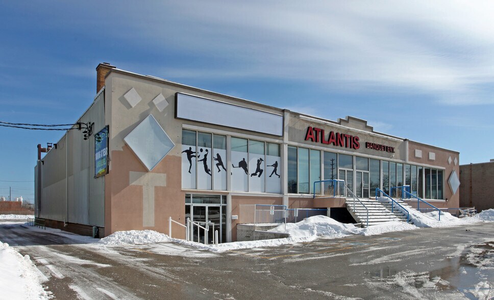 1199 Kennedy Rd, Toronto, ON à vendre - Photo principale - Image 1 de 1