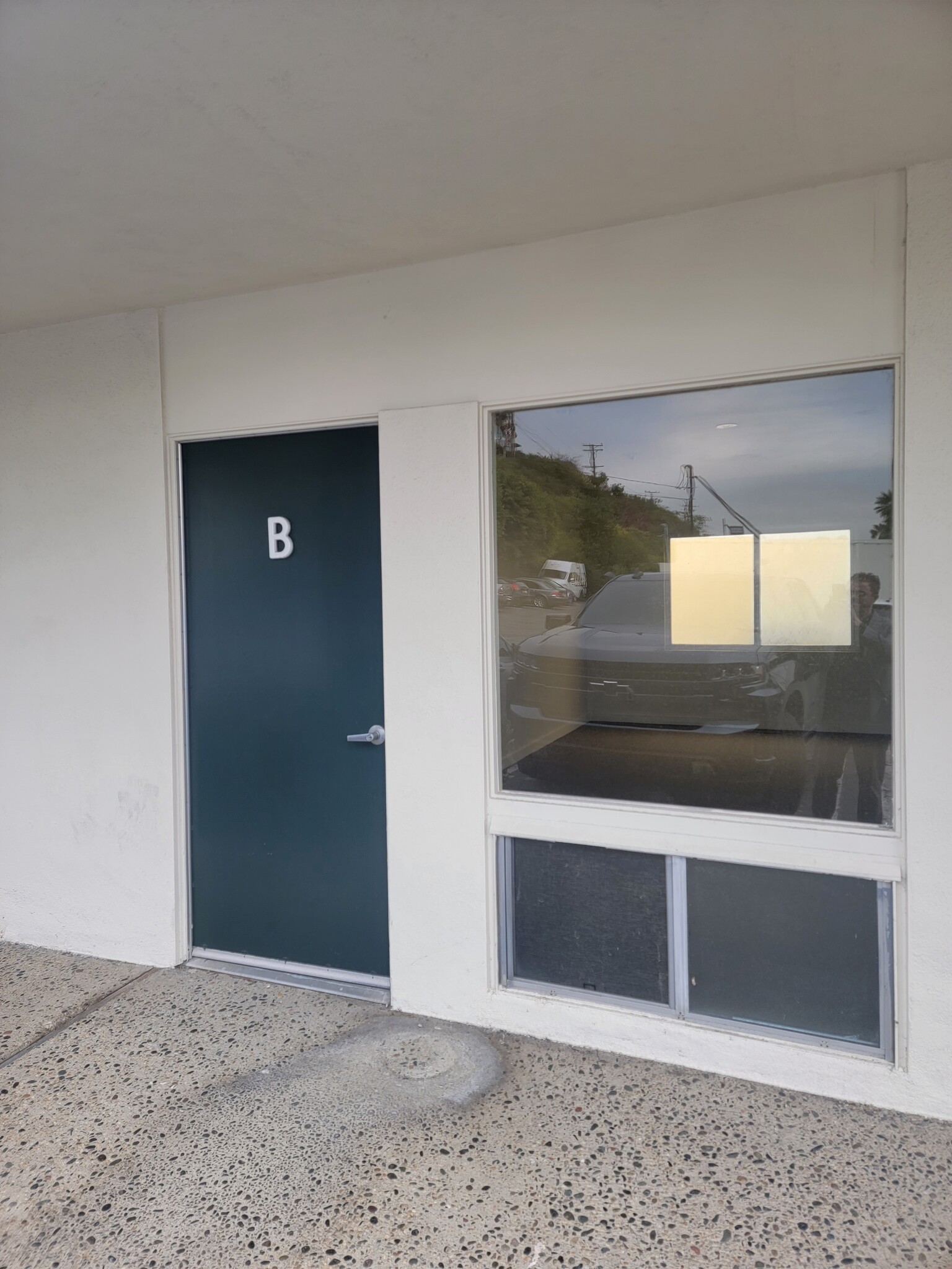 400 W Coast Hwy, Newport Beach, CA for lease Building Photo- Image 1 of 6