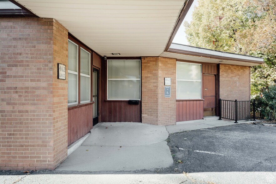 462 E 100 S, Salt Lake City, UT for sale - Building Photo - Image 2 of 19