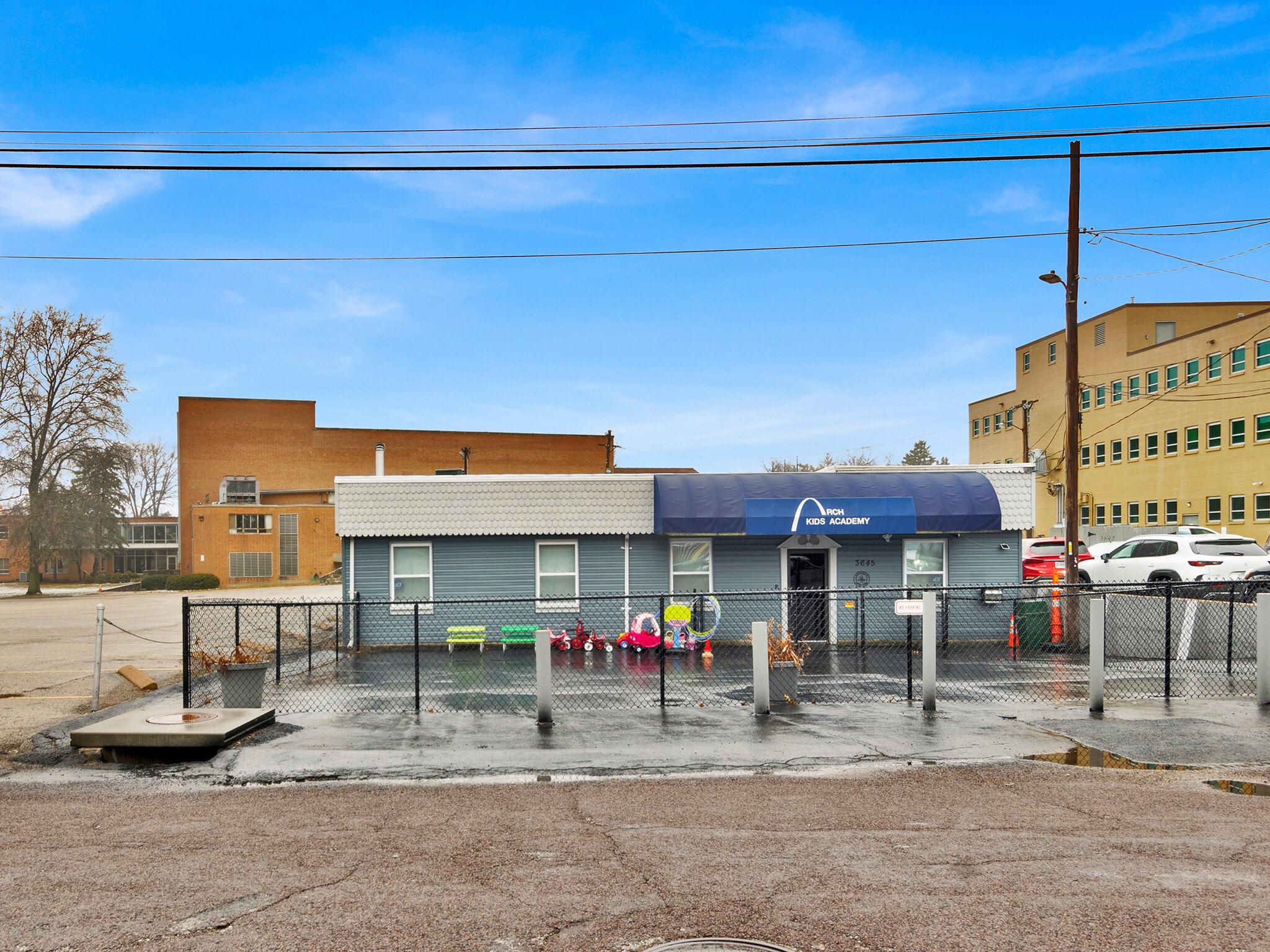 3645 Oakmount Ave, Saint Louis, MO for sale Primary Photo- Image 1 of 2