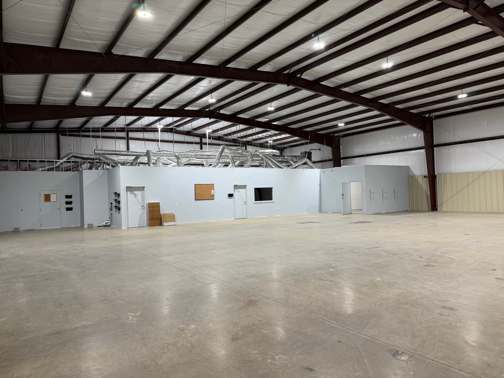 701 Klumac Rd, Salisbury, NC for lease Interior Photo- Image 1 of 8