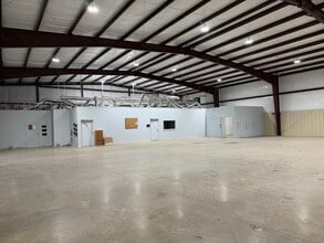 701 Klumac Rd, Salisbury, NC for lease Interior Photo- Image 1 of 8