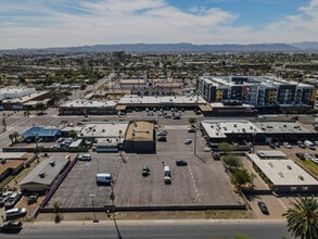 1730 E McDowell Rd, Phoenix, AZ à louer Aérien- Image 2 de 10