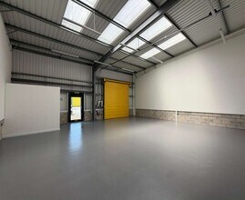9 Sandy Ln, Worksop for lease Interior Photo- Image 2 of 3