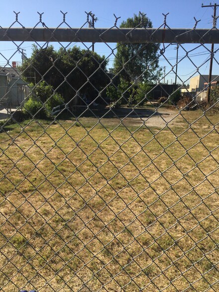 17203 Jersey Ave, Artesia, CA à vendre - Photo du bâtiment - Image 2 de 3