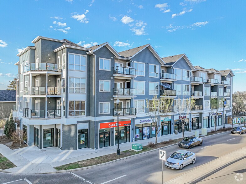 580 Griesbach Parade NW, Edmonton, AB à vendre - Photo principale - Image 1 de 1