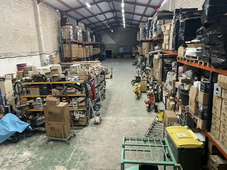 Flex dans Bagnolet à louer - Photo du bâtiment - Image 3 de 9