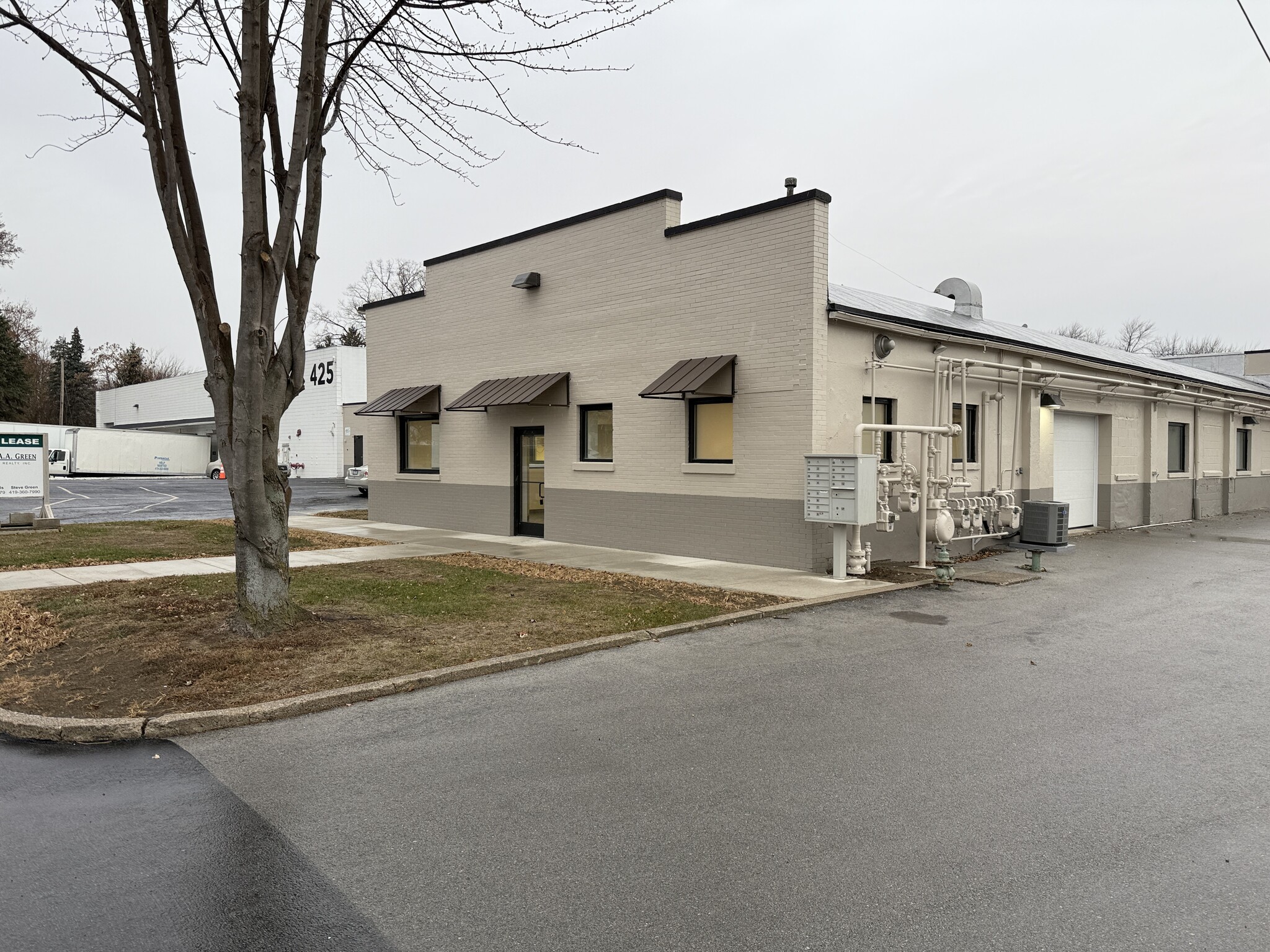 425 Napoleon Rd, Bowling Green, OH for lease Primary Photo- Image 1 of 7