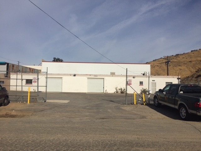 23045 Drayton St, Santa Clarita, CA for sale - Building Photo - Image 3 of 40